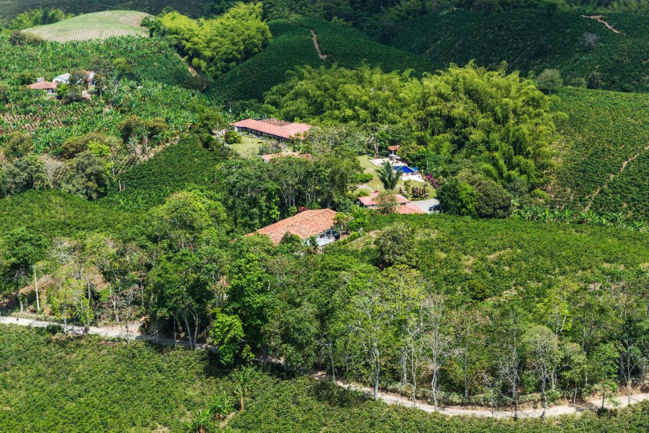 Finca Hotel Los Girasoles Montenegro Extérieur photo