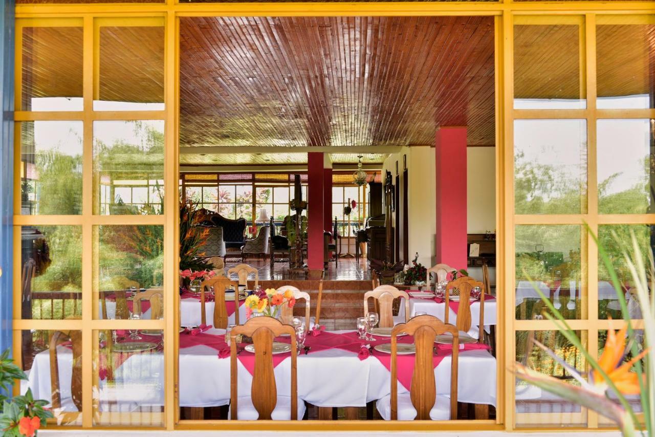 Finca Hotel Los Girasoles Montenegro Extérieur photo